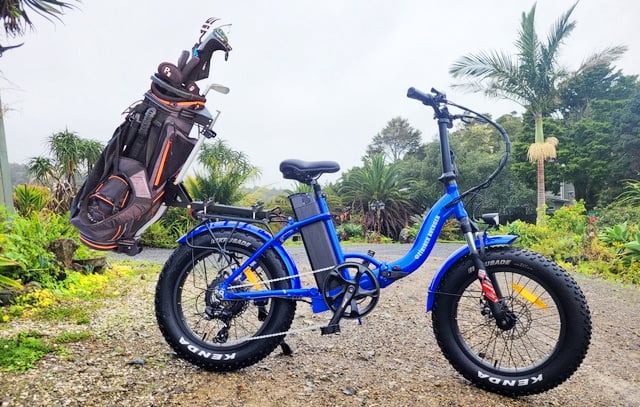 Golf Avenger - The easy way to travel the fairways to the putting greens. . 